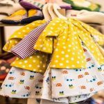 ۶+۱نکته انتخاب طرح و رنگ لباس برای دختر بچه ها